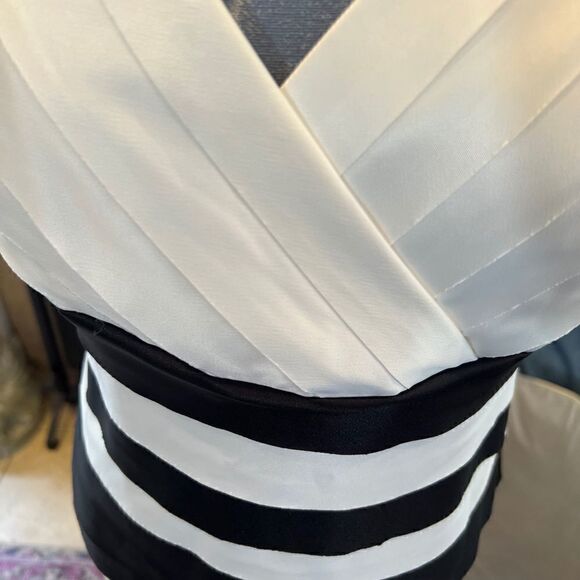 Danny & Nicole formal top - Picture 2 of 9